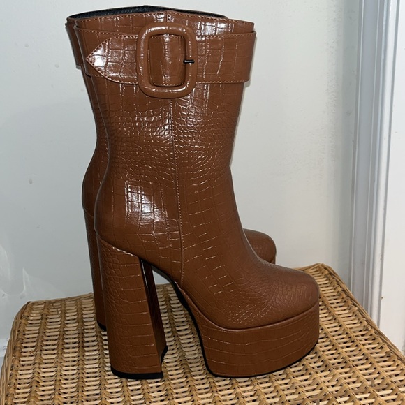 LONDON RAG Bumpy platform bootie NWOB - Picture 2 of 11
